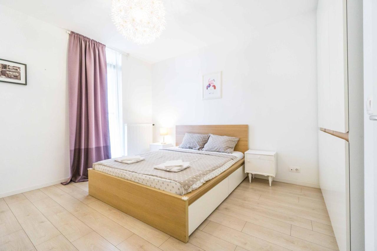 Amazing Luxury Aviatiei Apartment Bucharest Exterior photo
