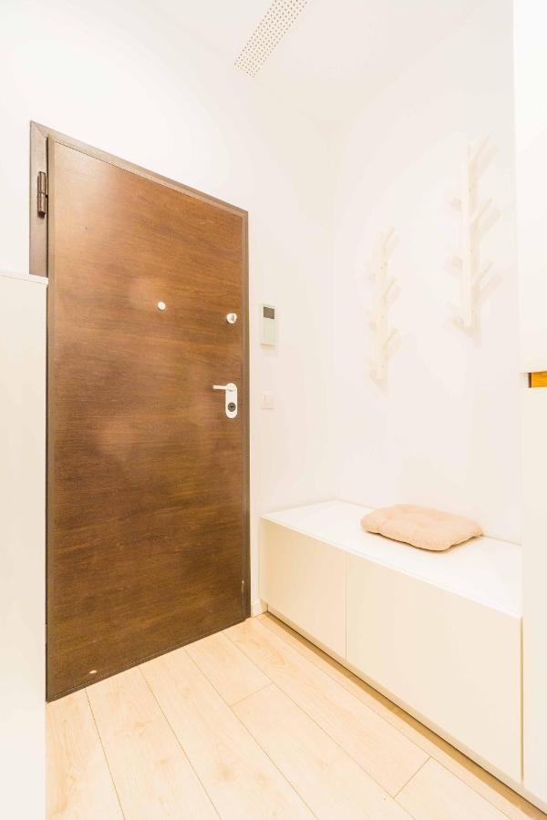 Amazing Luxury Aviatiei Apartment Bucharest Exterior photo